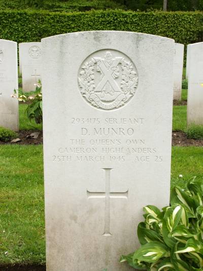 Headstone of Sergeant D. Munro