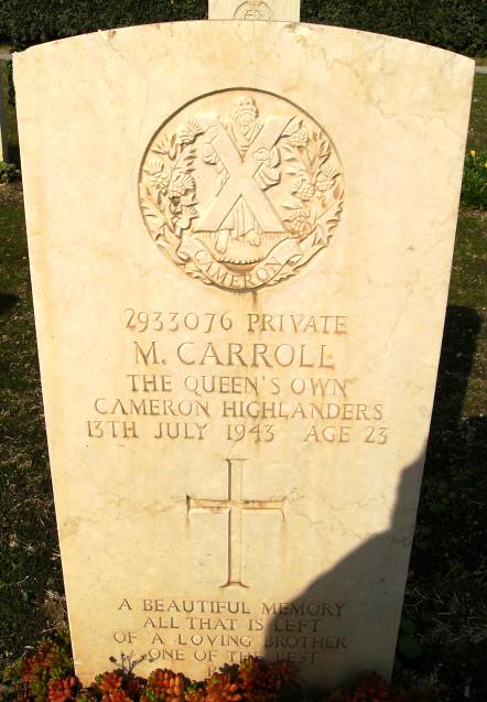 Headstone of 2933076 Private M. Carroll. Queens Own Cameron Highlanders