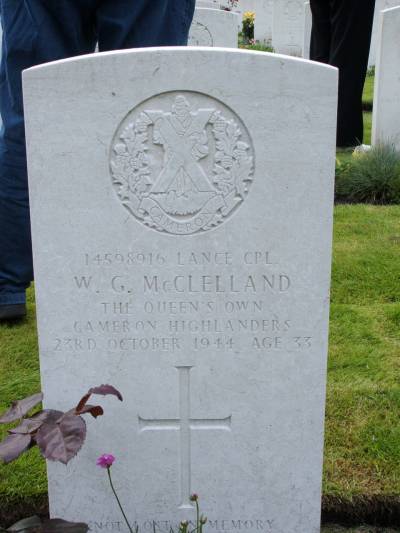 Headstone of Lance Corporal W.G. McClelland