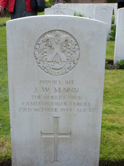 Headstone Sgt J.W. Mann