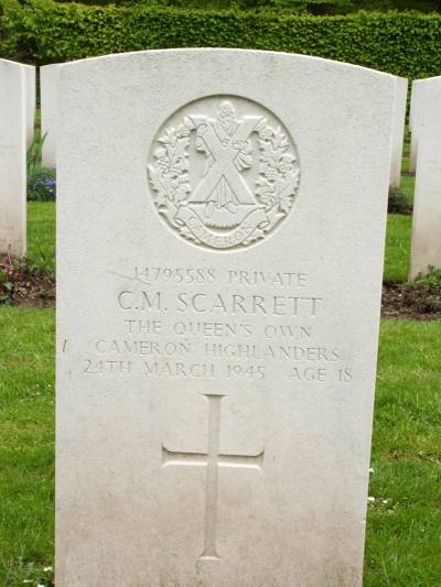 Headstone of Private C.M. Scarrett