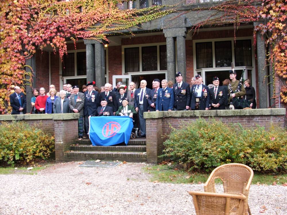 Highland Division veterans group photograph at Huize Bergen hotel Vught